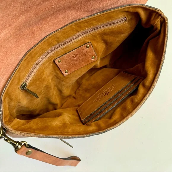 Patricia Nash Italian leather minimalist Baku Medium Clutch.
